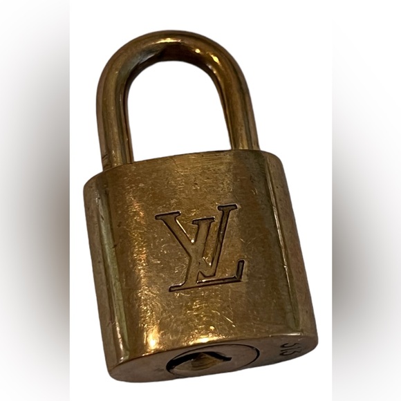 LOUIS VUITTON BRASS LOCK ONLY 313 NO KEY - Picture 1 of 3